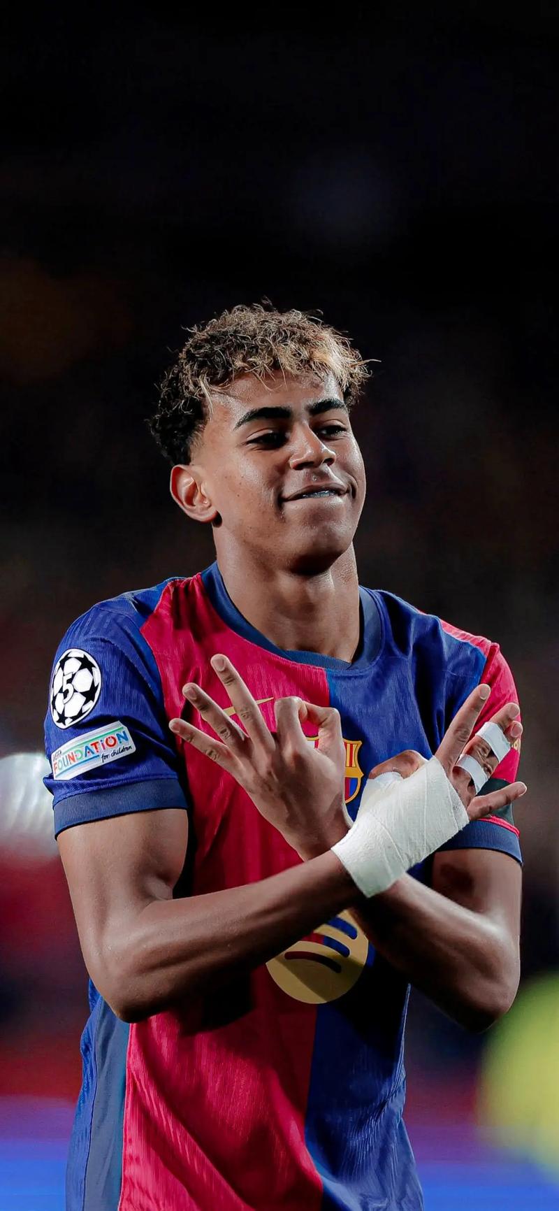 卡拉格评英超17轮过后最佳阵：阿森纳3人，哈兰德B费在列（卡拉格评英超17轮最佳阵容：阿森纳三人入选，哈兰德与B费在列）