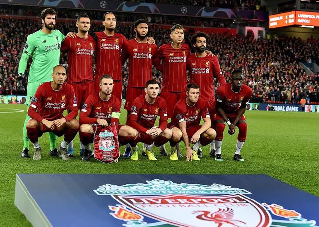 成都蓉城新掌门人徐正源成功续约，签约韦世豪、周定洋，球队迅速提升，备战亚冠，力争争冠。（徐正源续约成都蓉城，韦世豪周定洋加盟助阵，球队提速备战亚冠，剑指冠军）