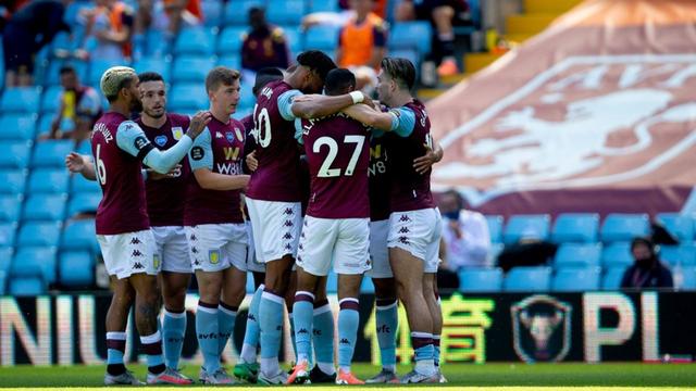 英超历史曾有7名球员节礼日戴帽：亨利、贝巴、贝尔、凯恩在列（英超史上节礼日戴帽者共7人：亨利、贝巴、贝尔、凯恩榜上有名）