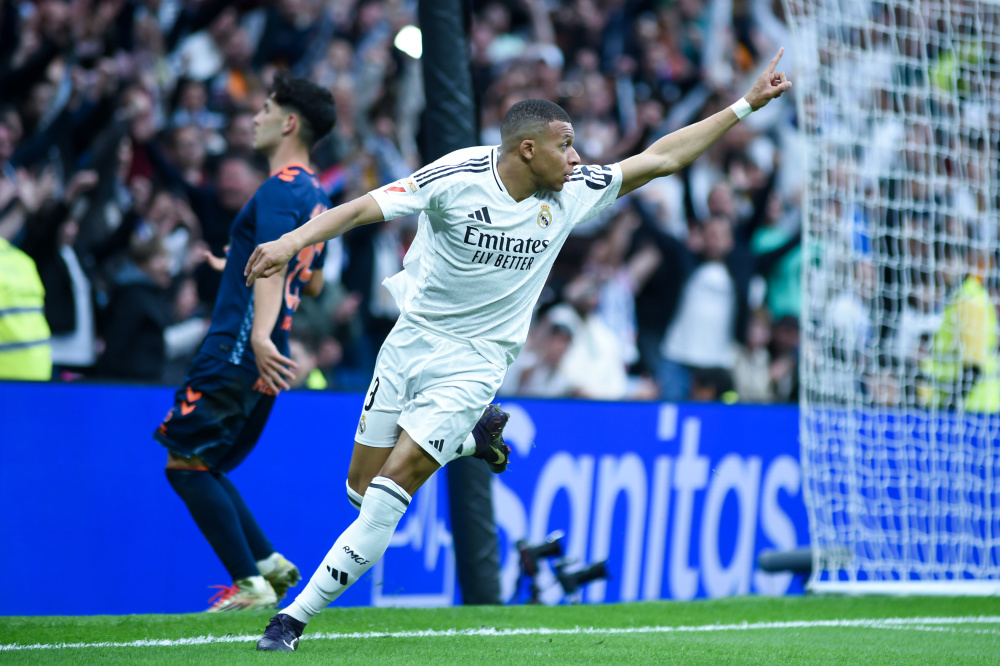 最后一冠！阿尔巴以美职联总冠军结束17年球员生涯