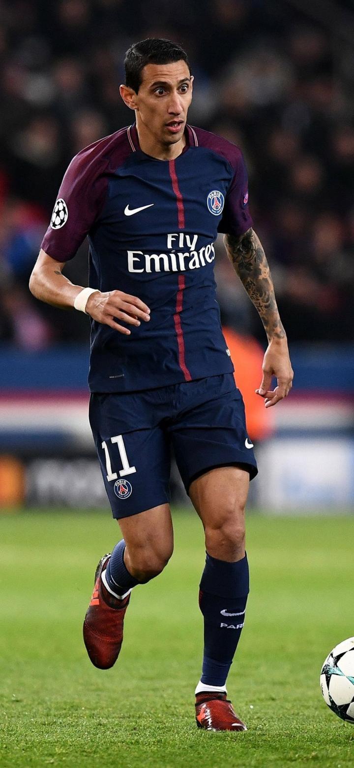 埃梅里上任后维拉5次英超对切尔西赢3场，与上任前20场持平（埃梅里执教后维拉英超对切尔西5战3胜，追平上任前20战胜场）