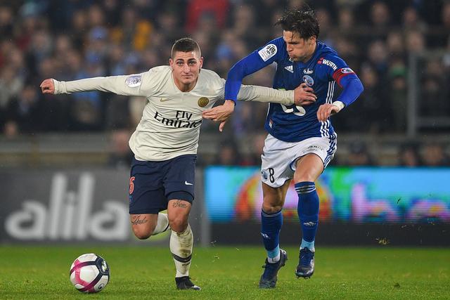 意甲战报：博纳佐利点射萨纳布里亚建功，克雷莫纳2-0莱切（意甲快讯：克雷莫纳2-0莱切，博纳佐利点射、萨纳布里亚破门）