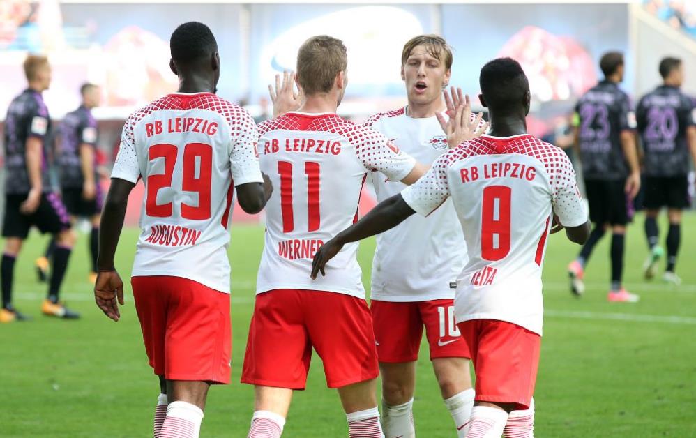 足球英超领头羊遭遇伤病危机，后卫告急