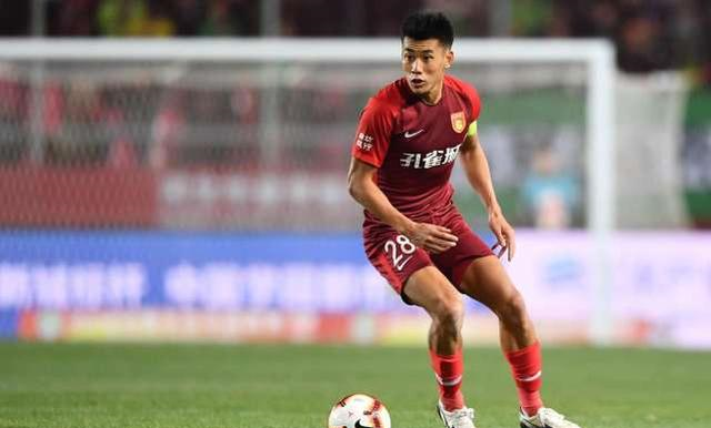 罗马诺：弗拉霍维奇被推荐给曼联，后者称正专注于谢什科