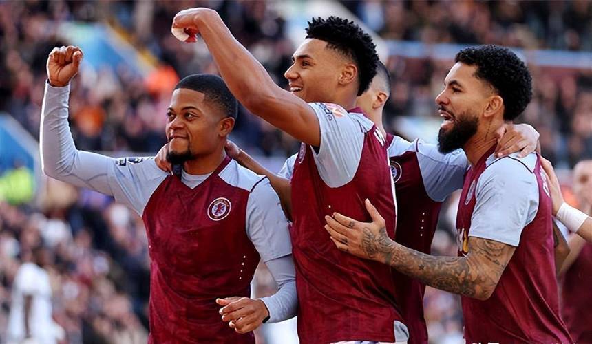 奥古斯托：大家认为这种比赛应该赢5-0，但欧冠没有容易的比赛（奥古斯托：外界以为这类比赛该5比0拿下，但欧冠从不轻松）