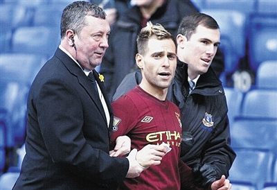 英媒：伊萨克无意与纽卡谈新合同，他坚信自己的未来在利物浦