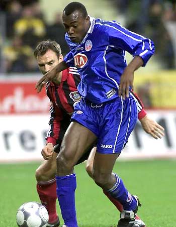 库尔图瓦2025年扑救174次，冠绝五大联赛门将（库尔图瓦2025年174次扑救，五大联赛门将之最）