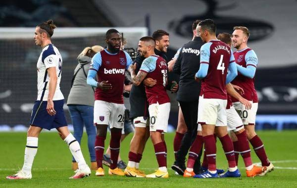 2025／26赛季英超：大乱斗？英超豪门三兄弟同积18分（2025／26赛季英超群雄混战：三大豪门并列18分）