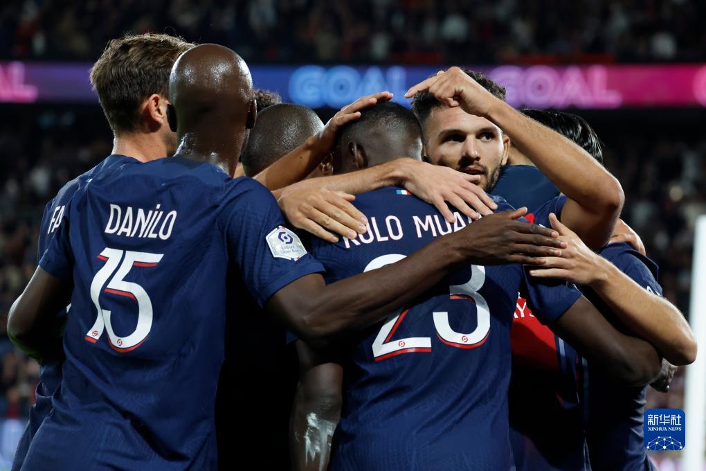 06年季后赛抢7大战科比第四节拒出手引争议