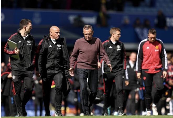 皇马小将：为皇马效力是梦想成真，希望未来能拥有更多这样时刻（皇马新星：为白衣军团而战梦已成真，盼未来收获更多高光时刻）