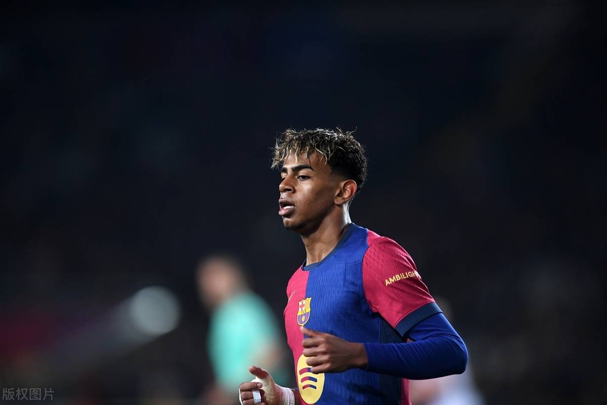 比利亚雷亚尔对阵赫塔菲：西甲EA Sports焦点之战，时间与观看指南（西甲EA Sports重磅对决：比利亚雷亚尔VS赫塔菲，开球时间与观赛指南）