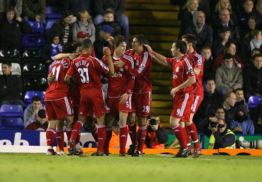 勇士官方：库里恢复进展良好，已经开始进行个人场上训练