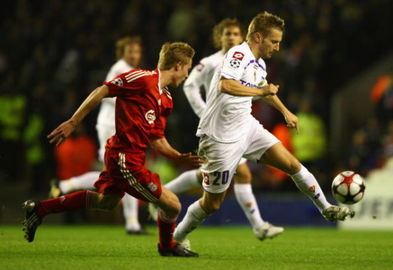 浙江vs海牛：双方均4外援首发，王钰栋出战，汪士钦替补