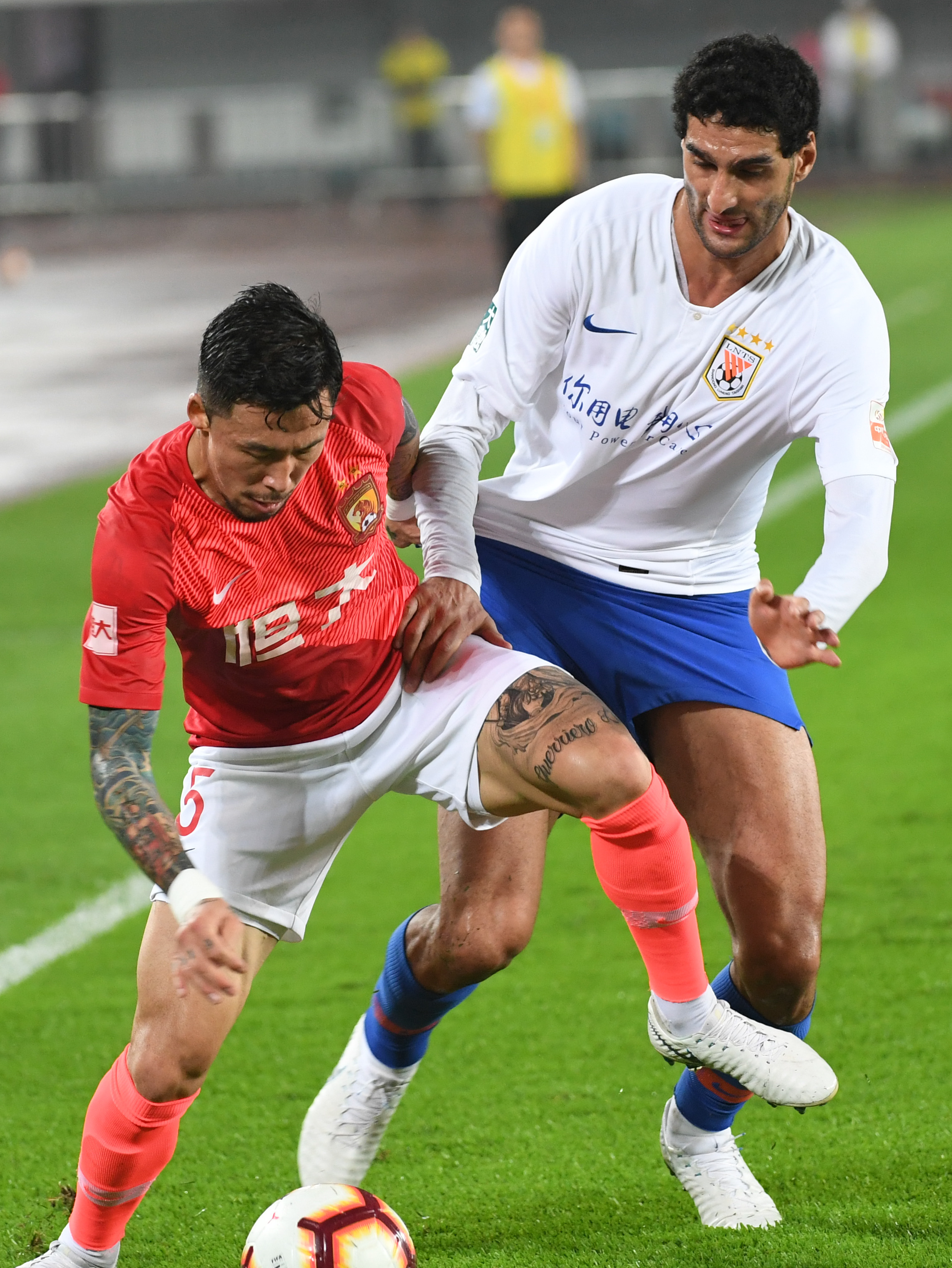 范德萨社媒吐槽：我中场休息去遛了个狗，曼彻斯特发生了什么？（范德萨社媒发声：中场去遛狗回来，曼彻斯特到底发生了啥？）