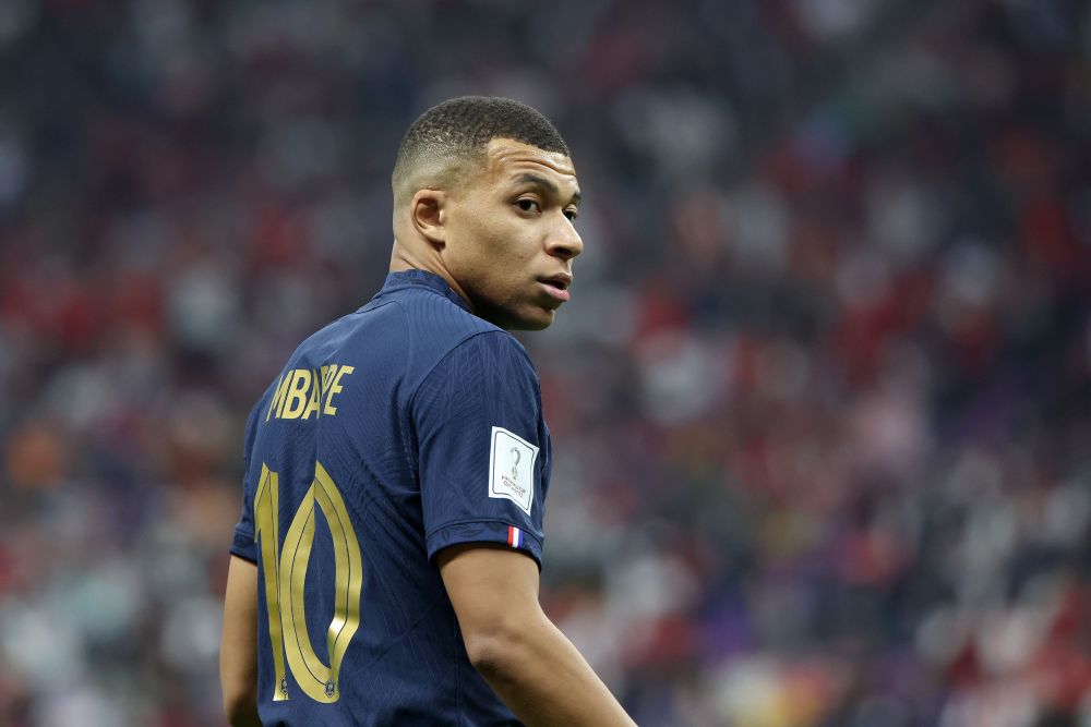 前女篮主帅李亚光：娶羽毛球国手为妻，奥运夺银后升官，65岁被抓