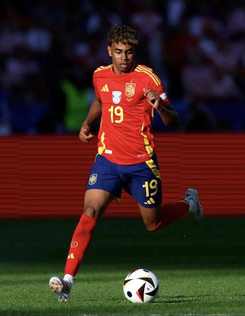 莫耶斯：很满意球队本赛季表现，格拉利什能出战阿森纳（莫耶斯称满意本季表现，格拉利什将出战阿森纳）