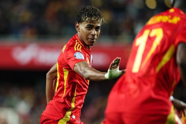 足球城记：河内，距离中国边境只有150公里的外国首都