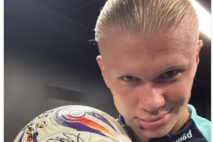 中超官方发2025赛季前四排名走势图：榜首共12次易主